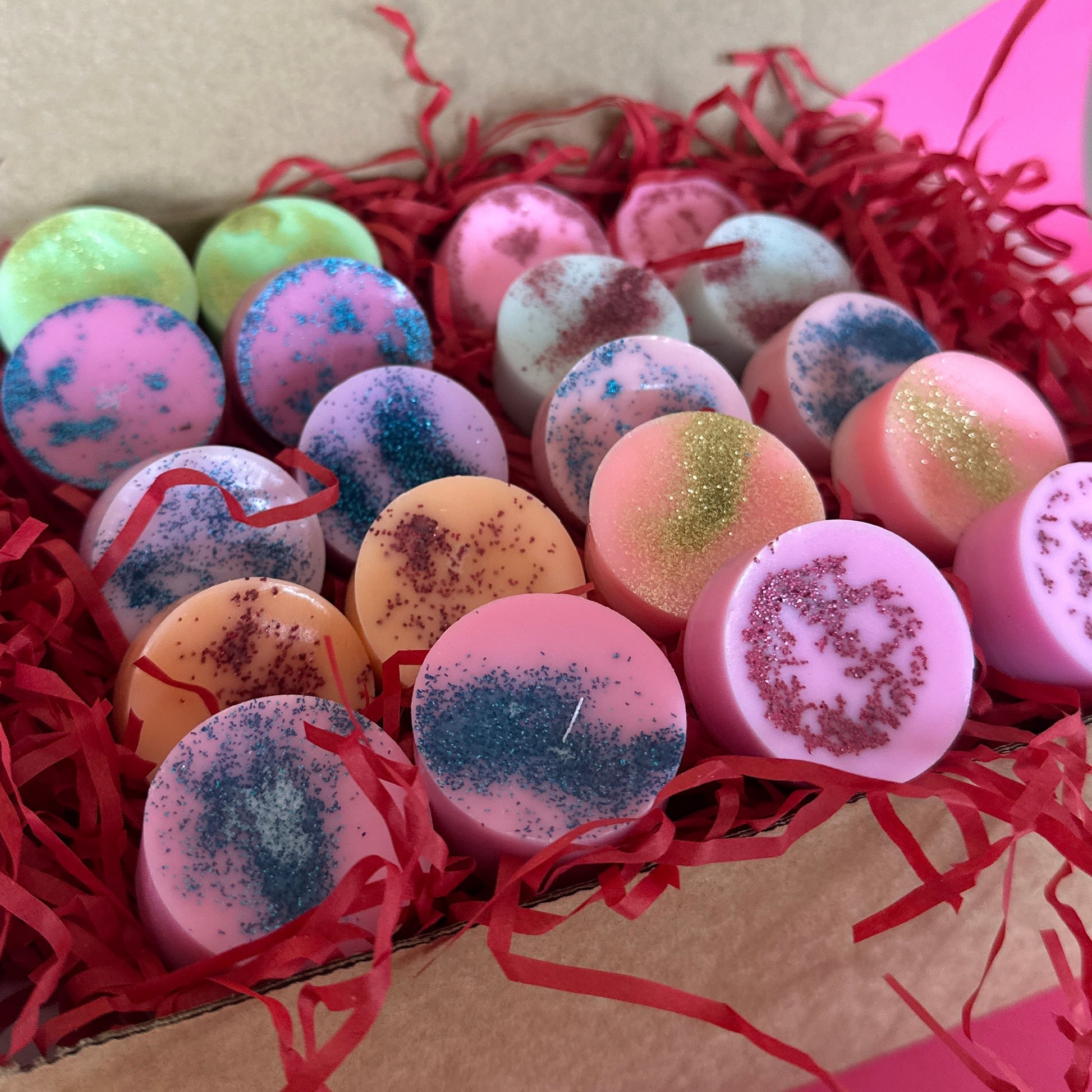 10 colourful strong & long lasting wax melts made by Galloway Indulgence. Launching 13.2.25 perfect Valentine's day gift for a wife, girlfriend or partner. Containing exclusive, limited edition, never to be repeated house blends.  Made in Victoria Australia